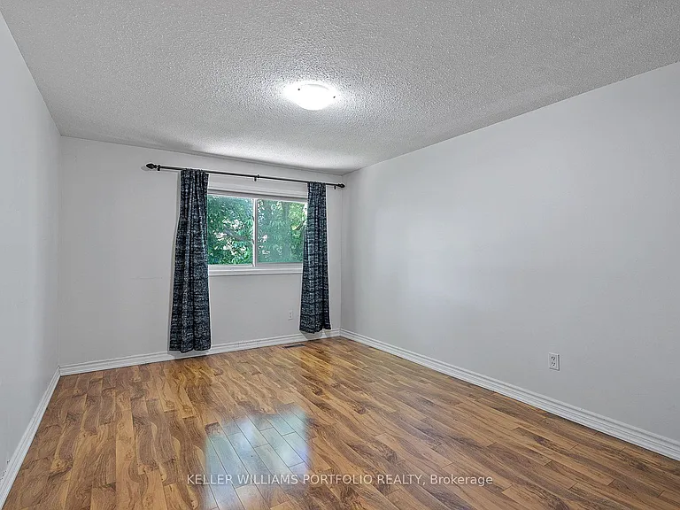 24 Ulysses Pl — Photo 31