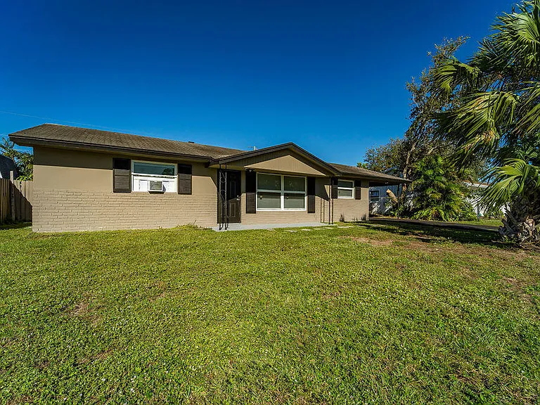 4317 Birdwood St — Photo 24