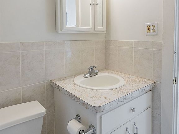 1566Leverette-107