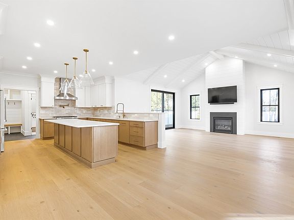 4th image of 5 Bradford Rd