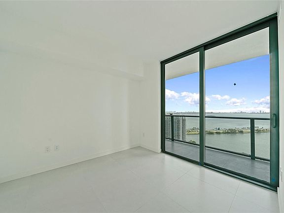 5th image of 501 NE 31st St #2412