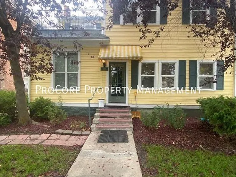 1207 W Washington St — Photo 30