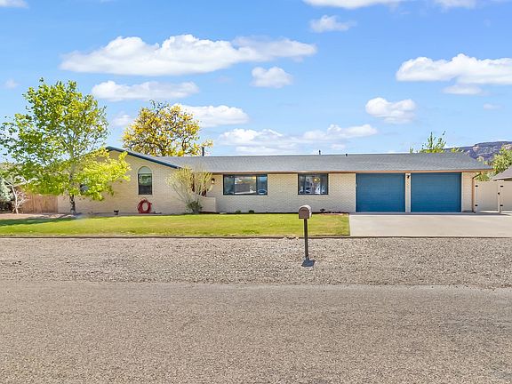 2nd image of 2181 Avenal Ln