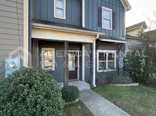 233 The Heights Dr, Calera, AL 35040