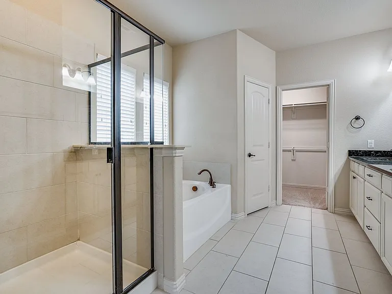8813 Denstone Dr — Photo 18
