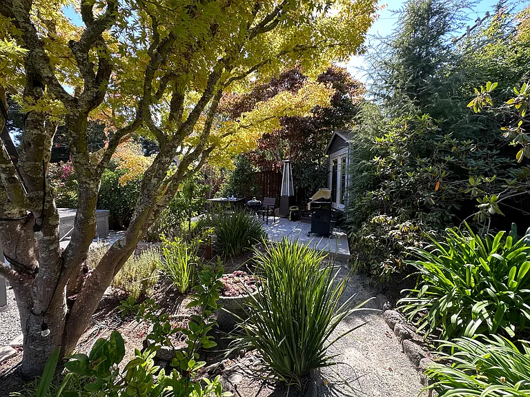 Morning Sun Ave — Photo 14