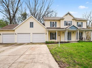 17440 Farmington Square Rd, Granger, IN 46530