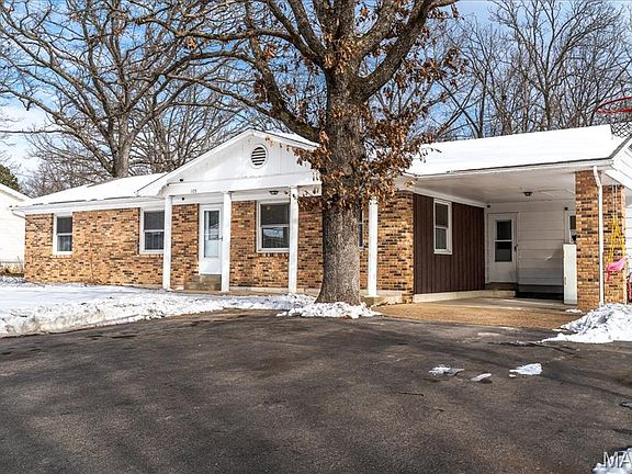 2nd image of 105 Watkins St