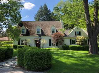 30 Forest Hills Dr, Wheeling, WV