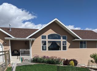 675 Foxridge Pl, Spring Creek, NV 89815