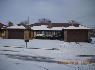 4068 S Parkhill Ct, Springfield, MO 65807