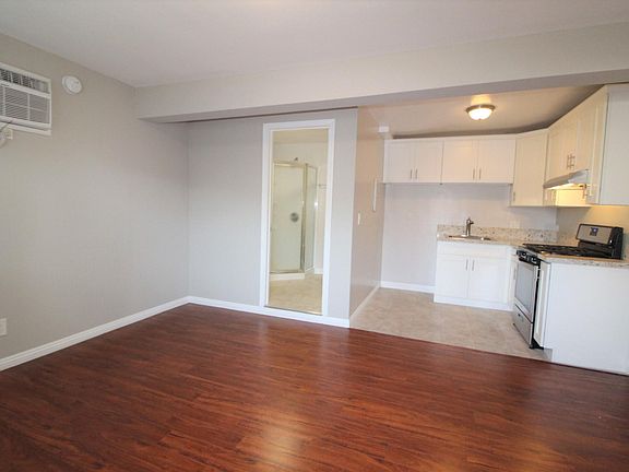 3rd image of 506 Raymond Ave #508G