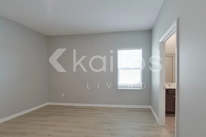 30098 Fedora Cir — Photo 10