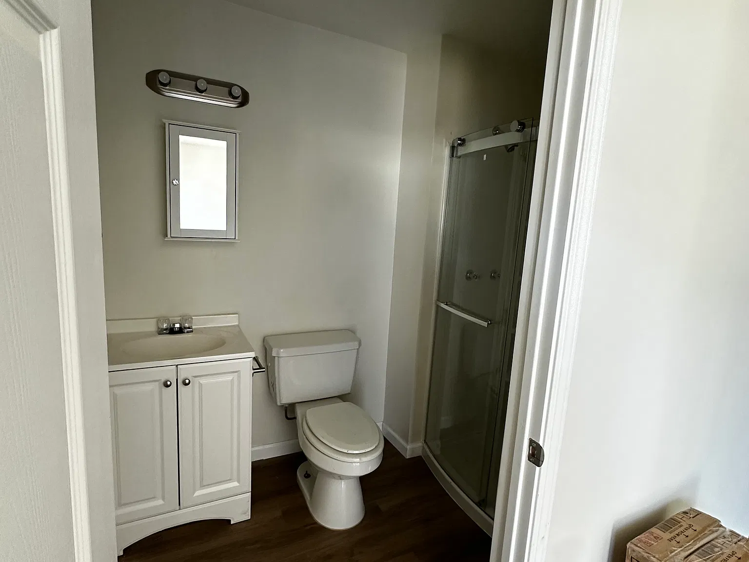 912 D St — Photo 3
