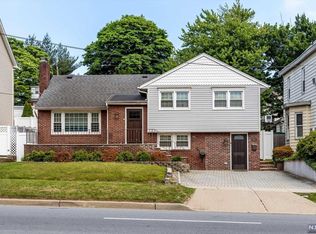 290 Orient Way, Lyndhurst, NJ 07071