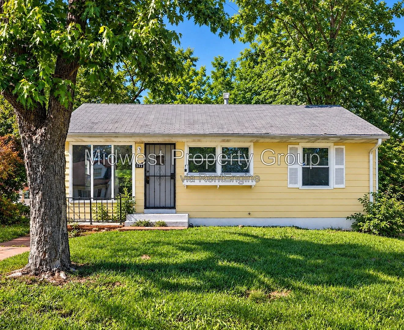3 bed, 1.0 bath, 854 sqft, $1,195 — Photo 1