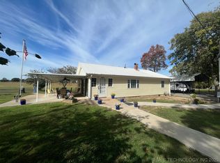 15425 N Bryant Rd, Tahlequah, OK 74464