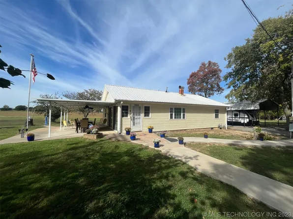 15425 N Bryant Rd, Tahlequah, OK 74464