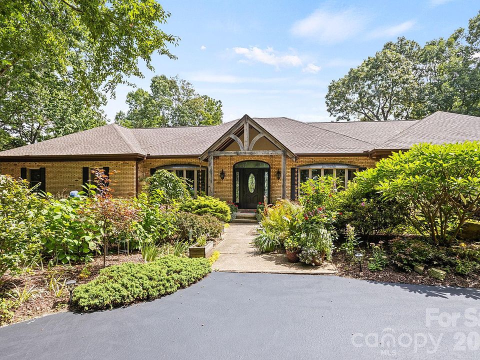 1st image of 163 Old Poplar Ln