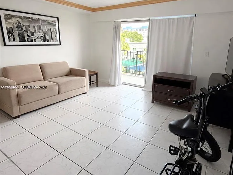 16508 NE 26th Ave #303 — Photo 3