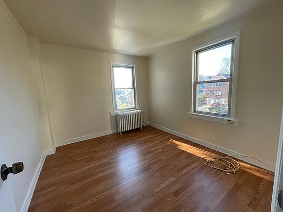 2nd image of 410 E 5th St Floor 2