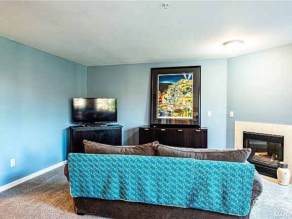 5th image of 8204 Spokane Dr APT 302