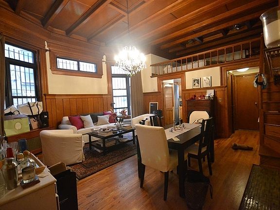 5th image of 38 W 69th St APT 1C