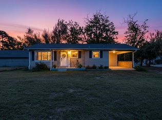 210 W Hubbard St, Lindale, TX 75771