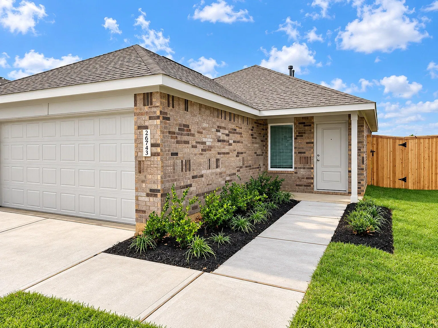 3 bed, 2.0 bath, $2,000 — Photo 3