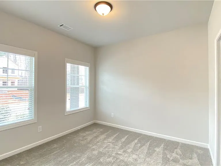 4591 Silver Oak Dr SW — Photo 5