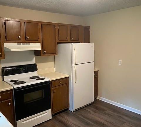 5th image of 5211 Cheryl Ln