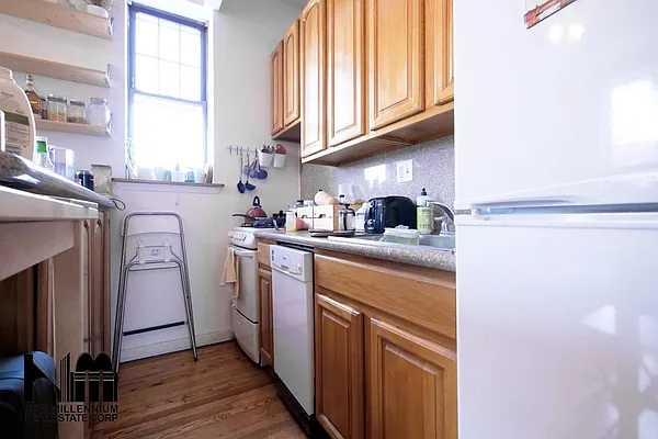 Rented by NMRE | media 16