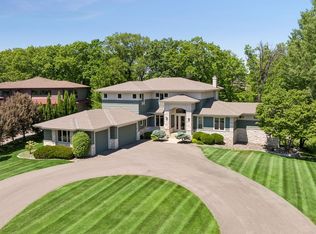 2063 Austrian Pine Ln, Minnetonka, MN 55305
