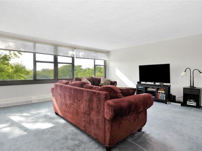 10-11 162 St #7C, Flushing, NY, 11357