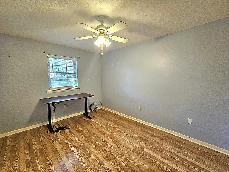1112 Cobb Rd — Photo 6