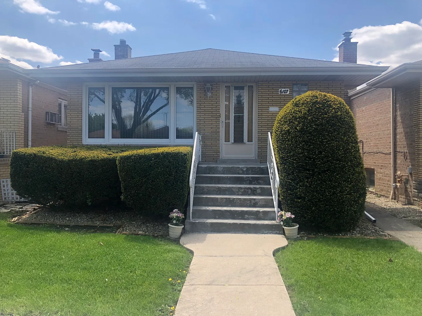 6107 W 63rd Pl photo 1