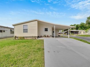 3211 Hidden Lake Dr, Zephyrhills, FL 33543