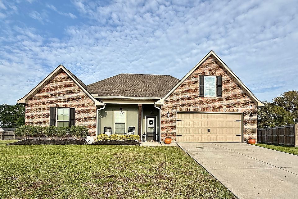 1st image of 113 Hayden Ln