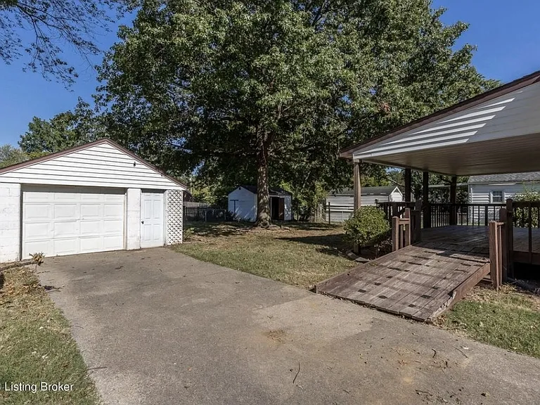 8502 Blue Lick Rd — Photo 20