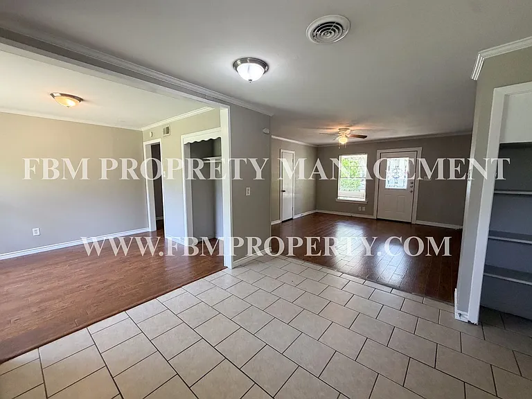3015 Winfield Dr — Photo 19