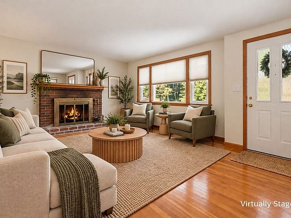 3rd image of 163 Center St