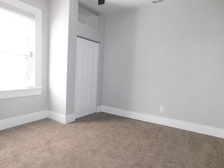 5731 Katz Ave — Photo 7