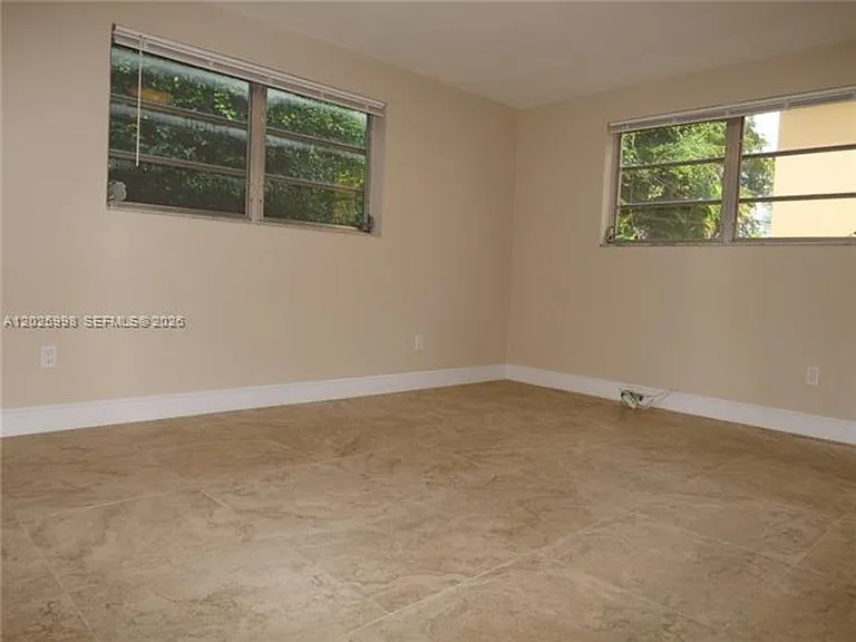 3926 Segovia St — Photo 13