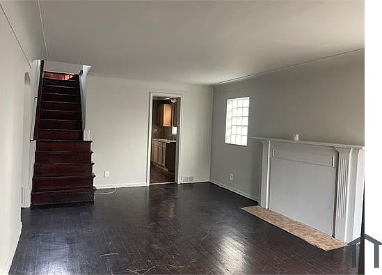 2nd image of 8888 Grandville Ave