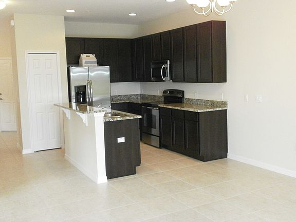 2nd image of 20430 Maxim Pkwy
