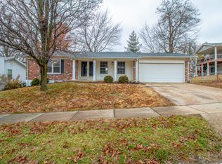 122 Burning Leaf Dr, Saint Peters, MO 63376