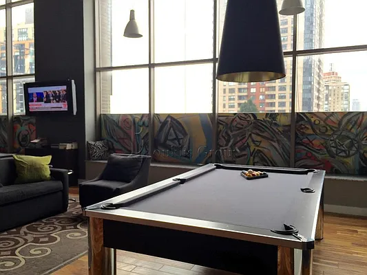 Rented by Bouklis Group | media 15