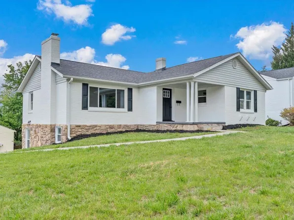 425 Idaho St, Salem, VA 24153