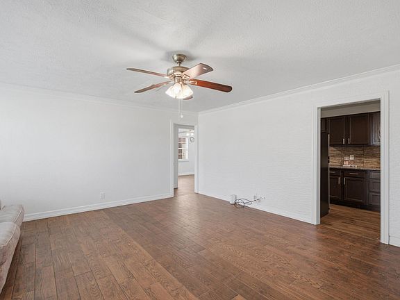 5th image of 702 Redondo Dr