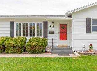 212 E Nevada Dr, Rapid City, SD 57701